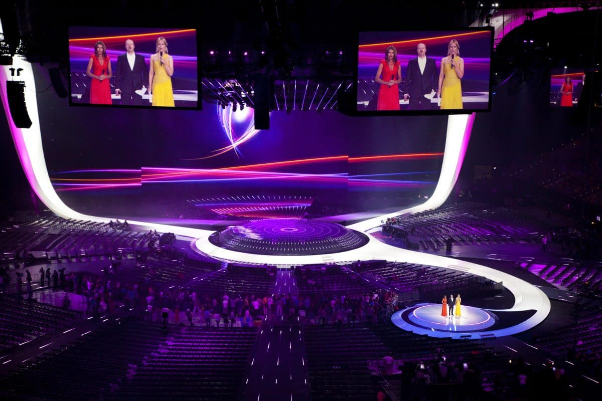 https://www.eurovisionandfriends.com/wp-content/uploads/2024/08/Eurovision-Song-Contest-2011-66b378bab9c19.jpg